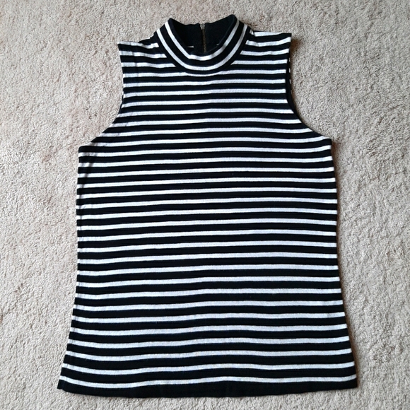J. Crew Tops - 🎉HOST PICK🎉J.CREW Mock Tank Top